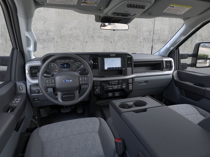 2025 Ford F-350 Super Duty Chassis Cab XL - Photo 9