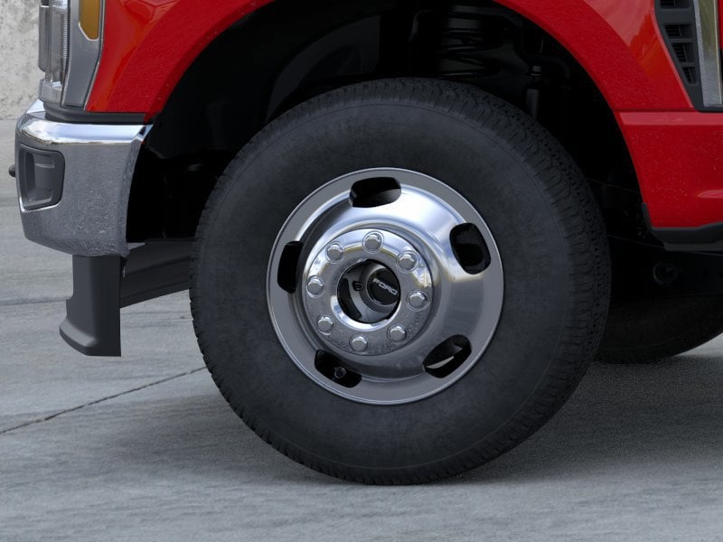 2025 Ford F-350 Super Duty Chassis Cab XLT - Photo 19
