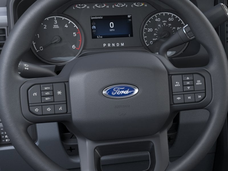2025 Ford F-350 Super Duty Chassis Cab XLT - Photo 12
