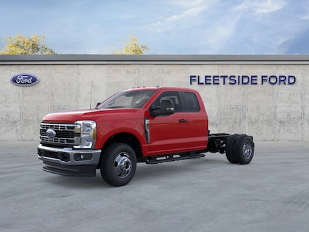 2025 Ford F-350 Chassis Truck Super Cab