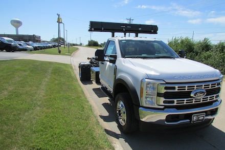 2023 Ford F-600 w/Hook Lift XLT Truck Regular Cab