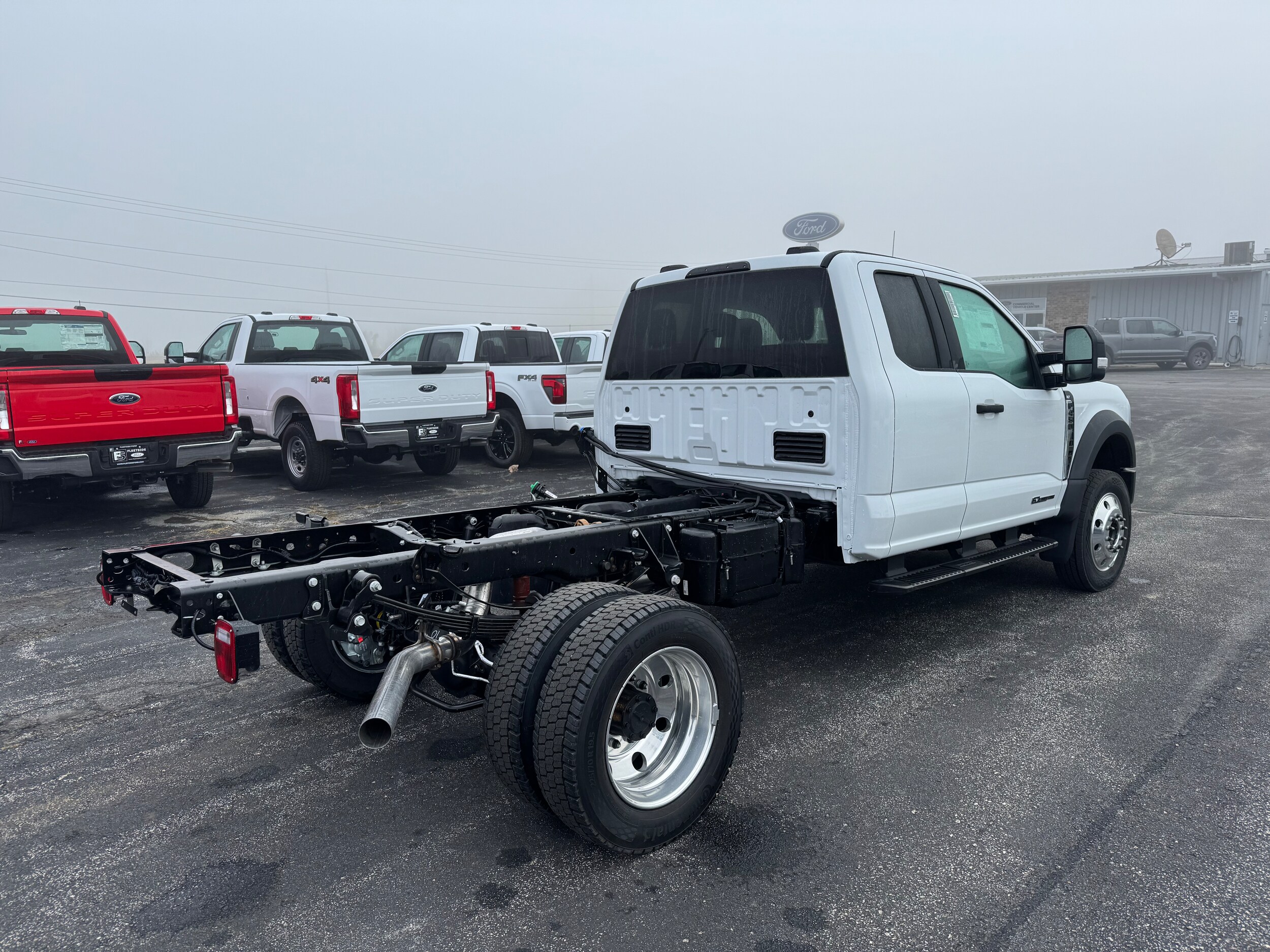 2026 Ford F-450 photo 4