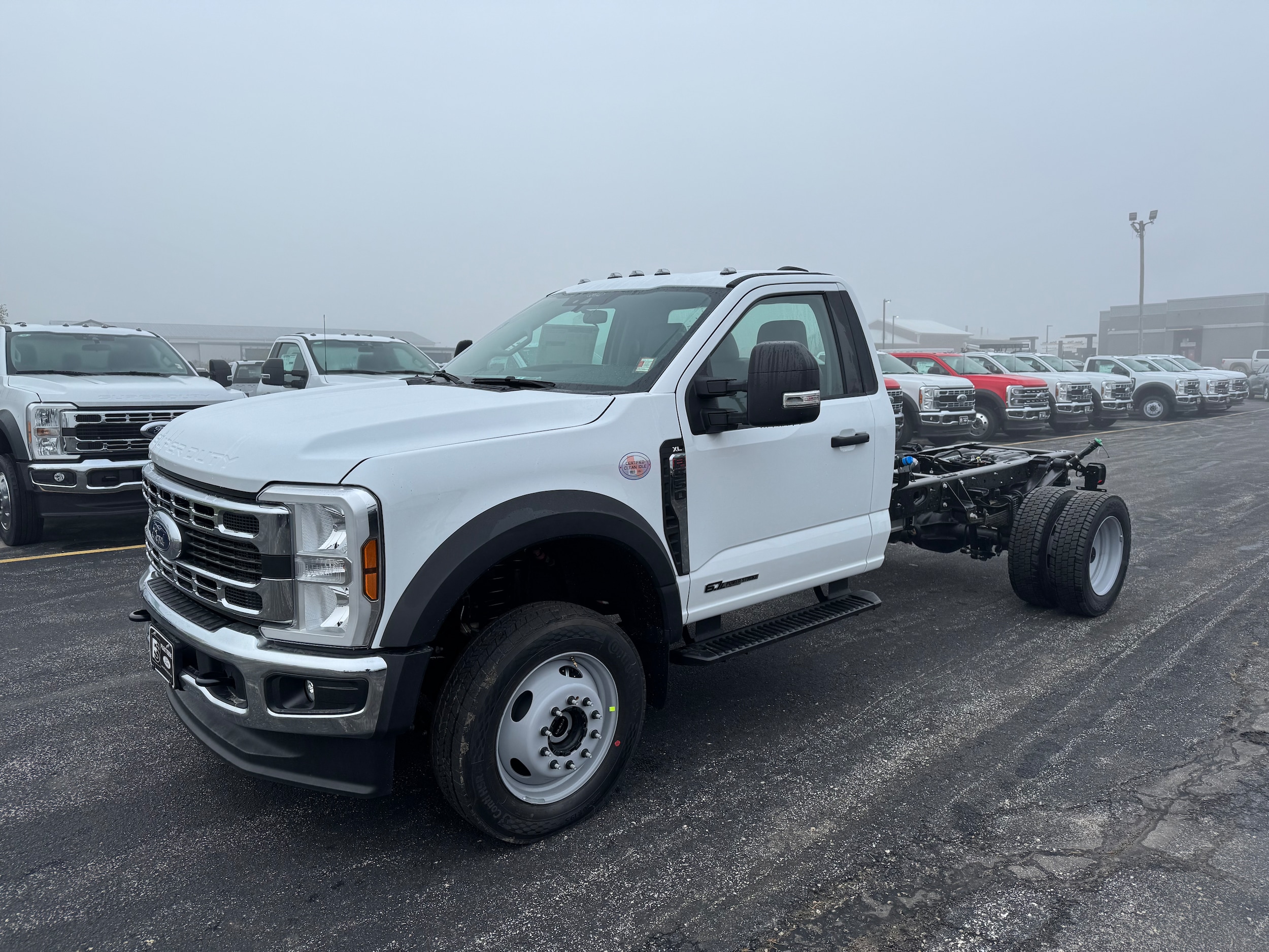 2026 Ford F-550 Super Duty Chassis Cab XL's photo