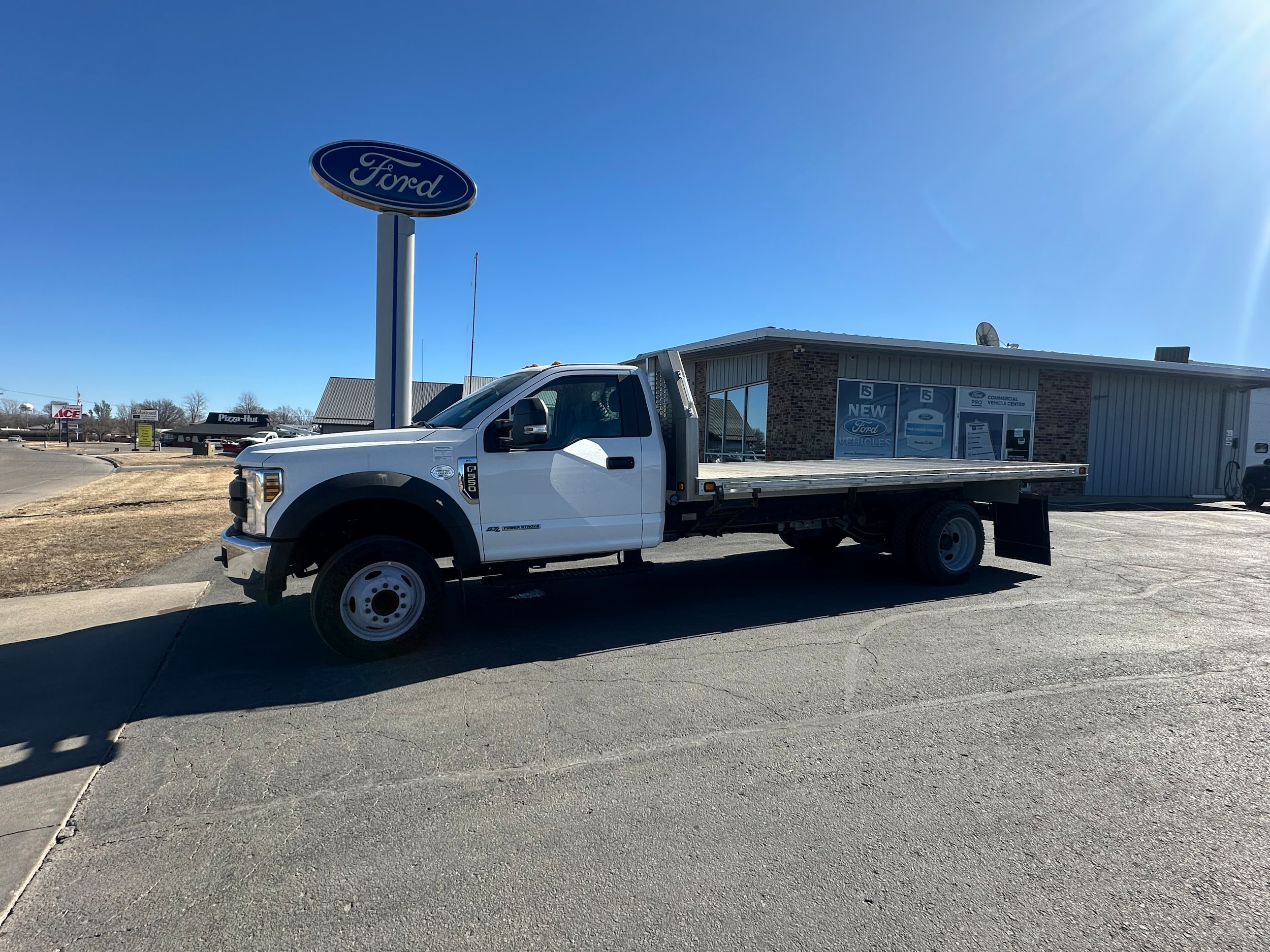 2019 Ford F-550 Super Duty Chassis Cab XL