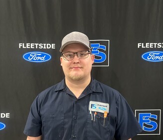 Staff member Paul Wilson from ID_6edce138f4ea