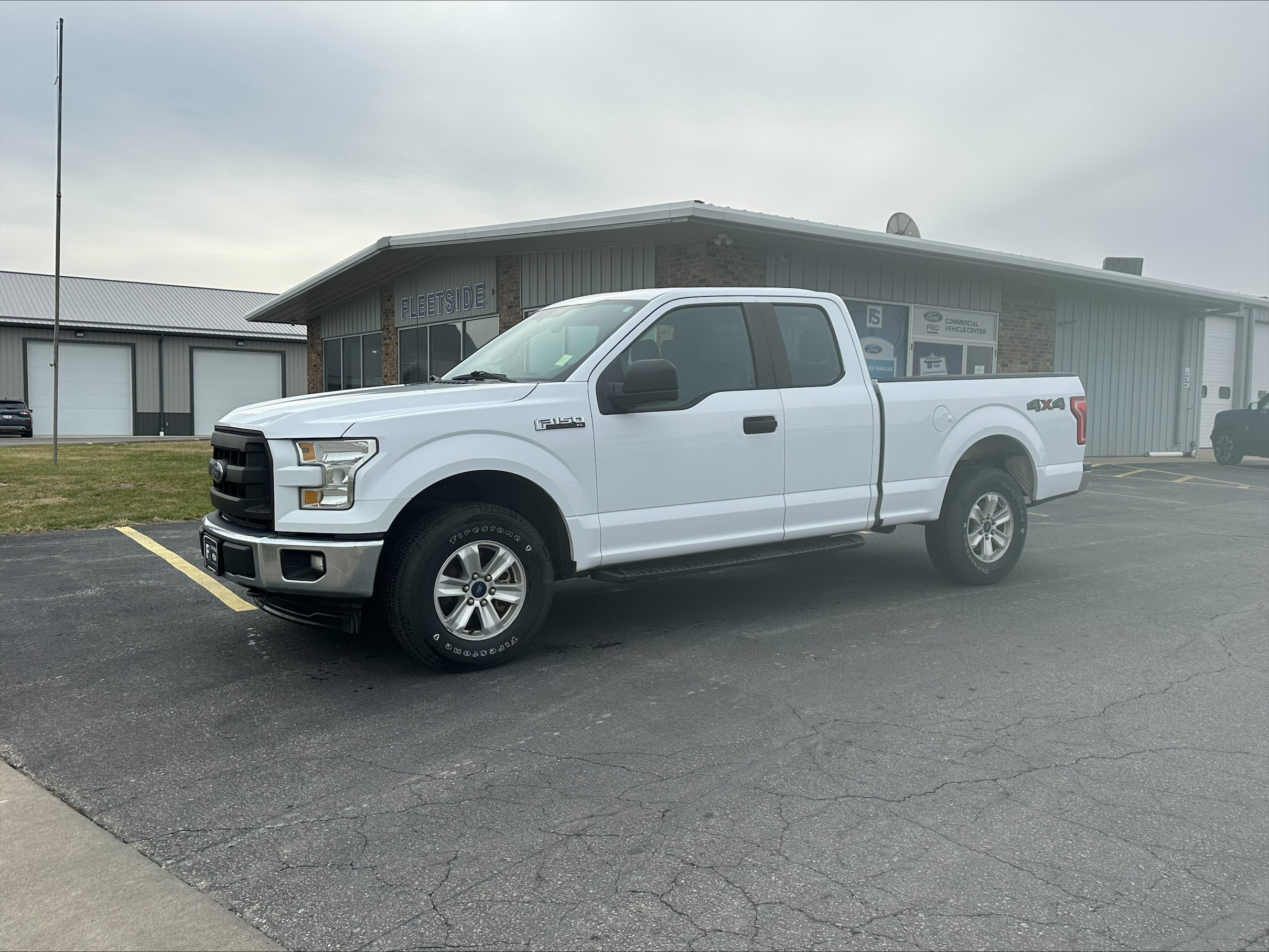 2017 Ford F-150 XL 4x4 SuperCab 6-1/2 Box's photo