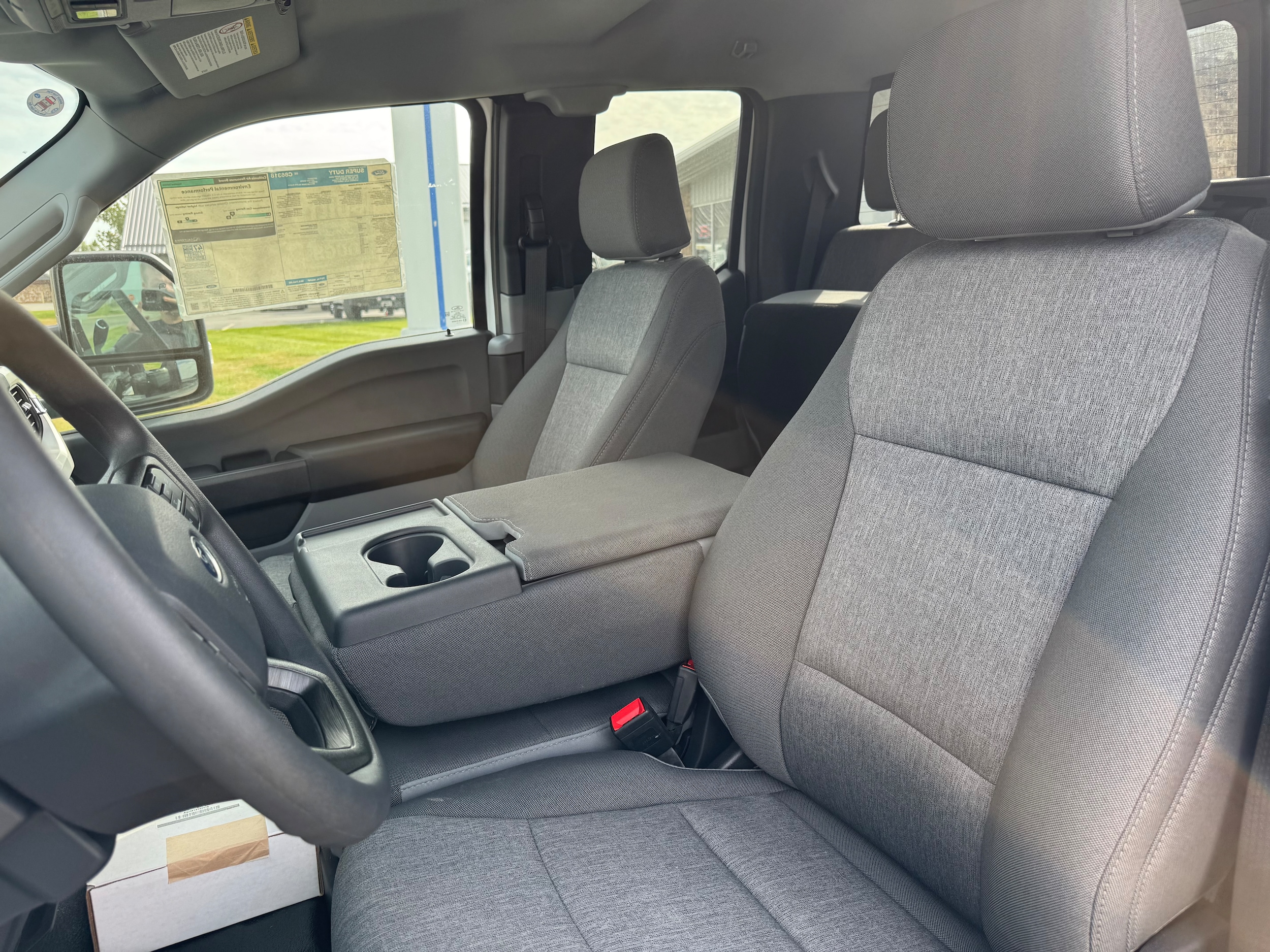 2025 Ford F-350 Super Duty Chassis Cab XL - Photo 14