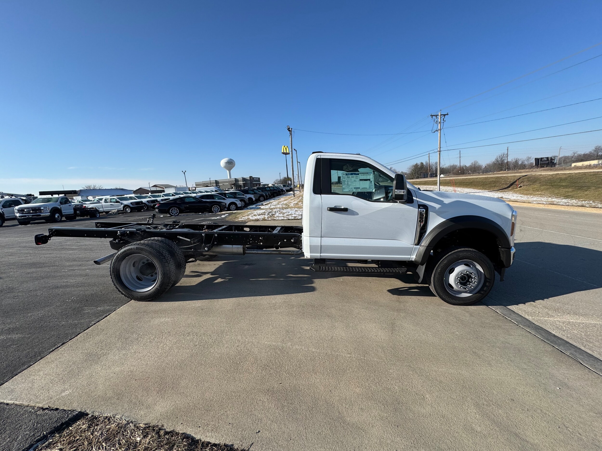 2024 Ford F-550 XL photo 4