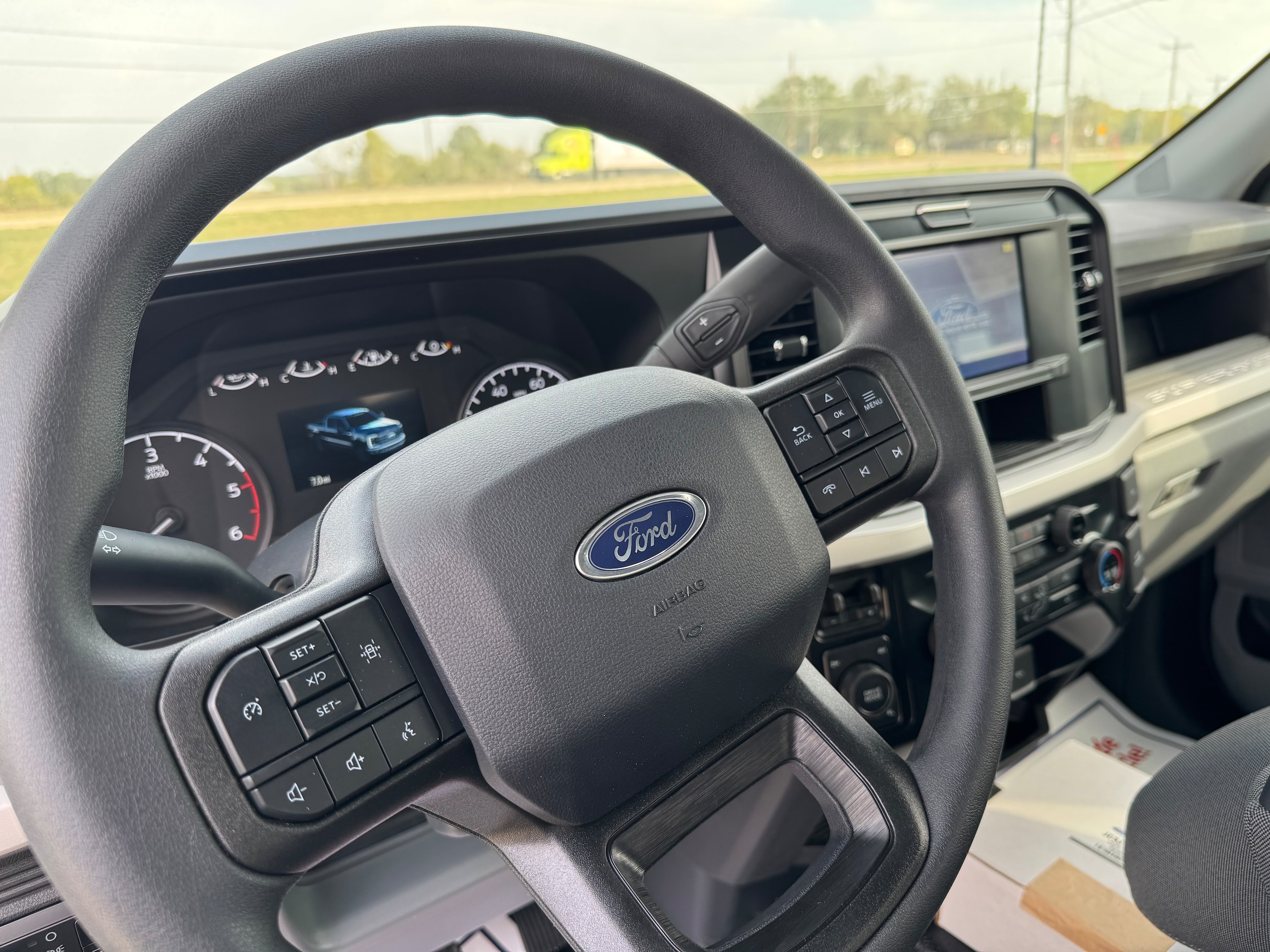2025 Ford F-350 Super Duty Chassis Cab XL - Photo 12