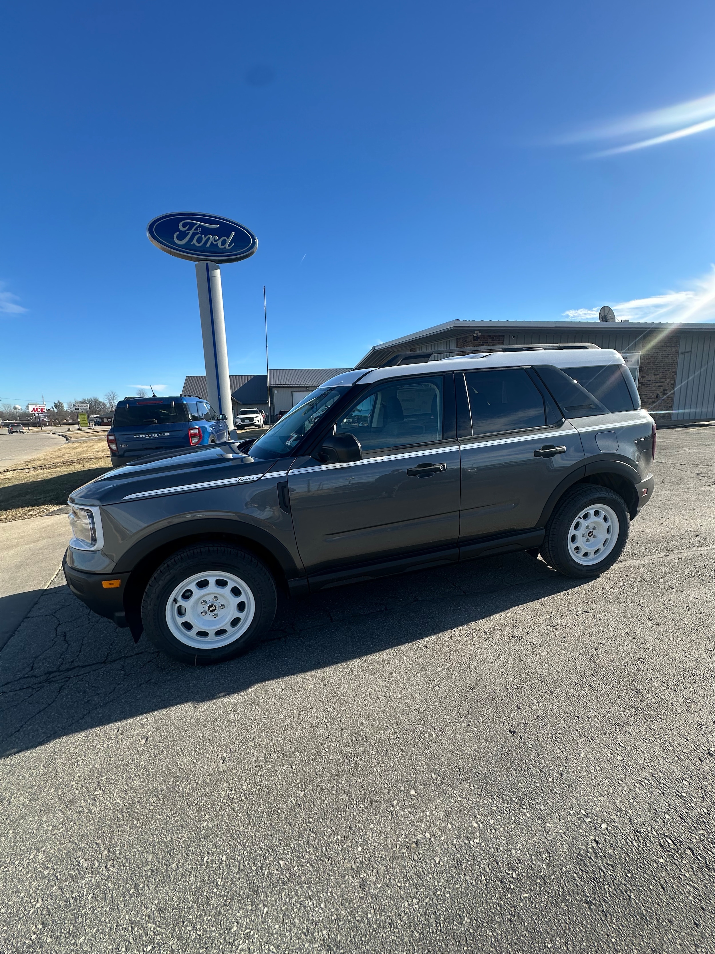 2025 Ford Bronco Sport Heritage's photo