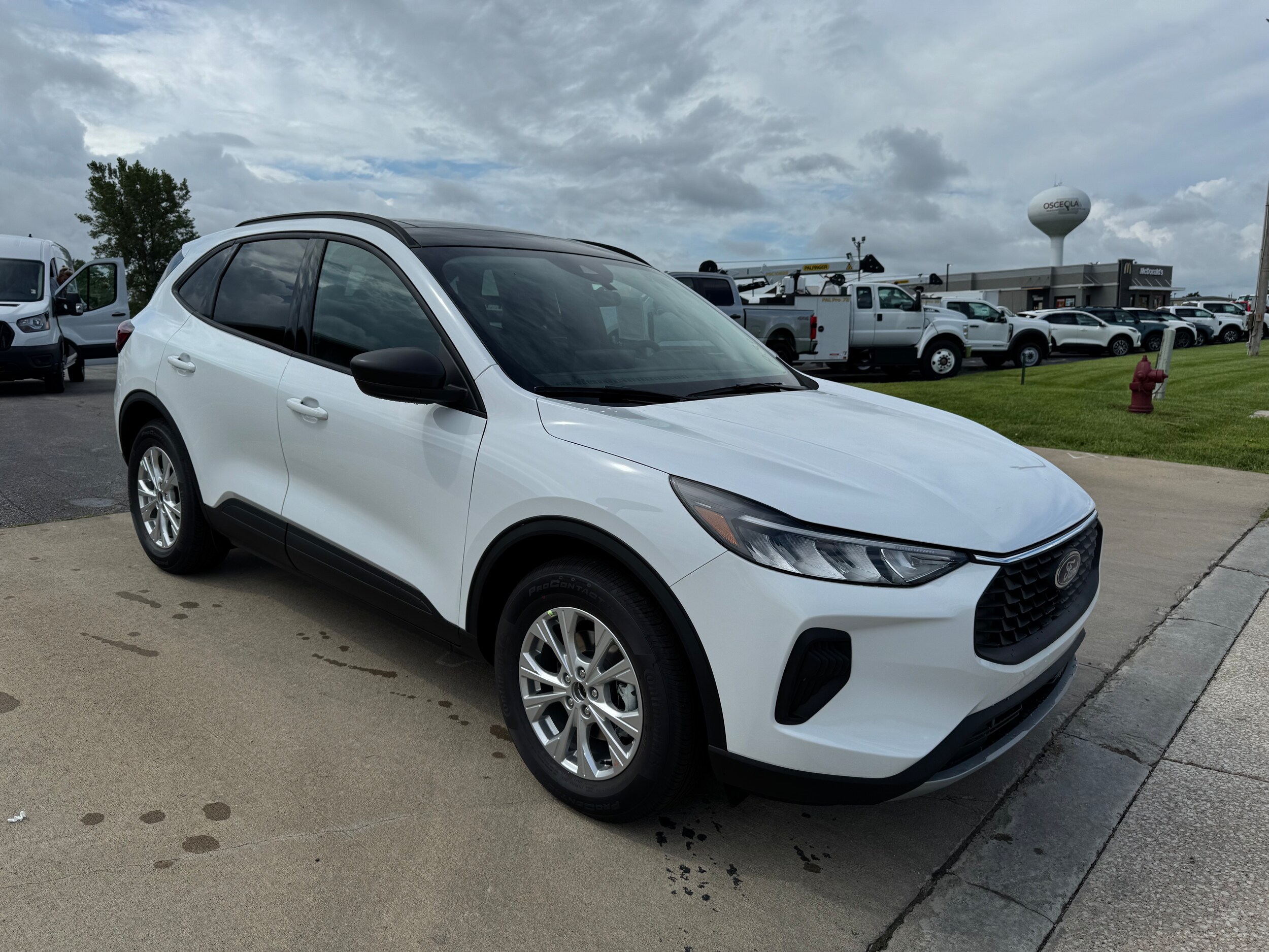 2025 Ford Escape Active photo 2