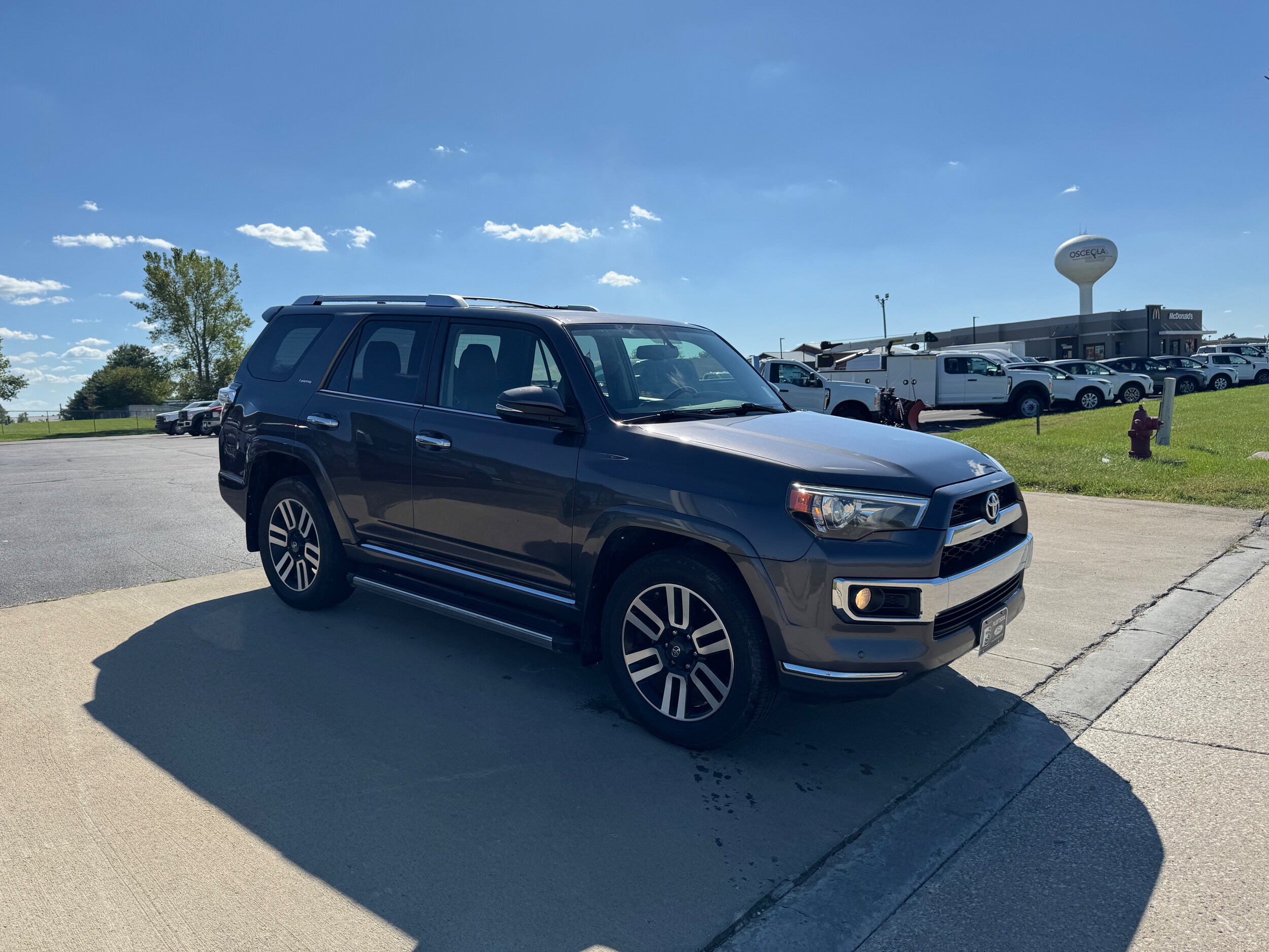 2014 Toyota 4Runner Limited photo 3