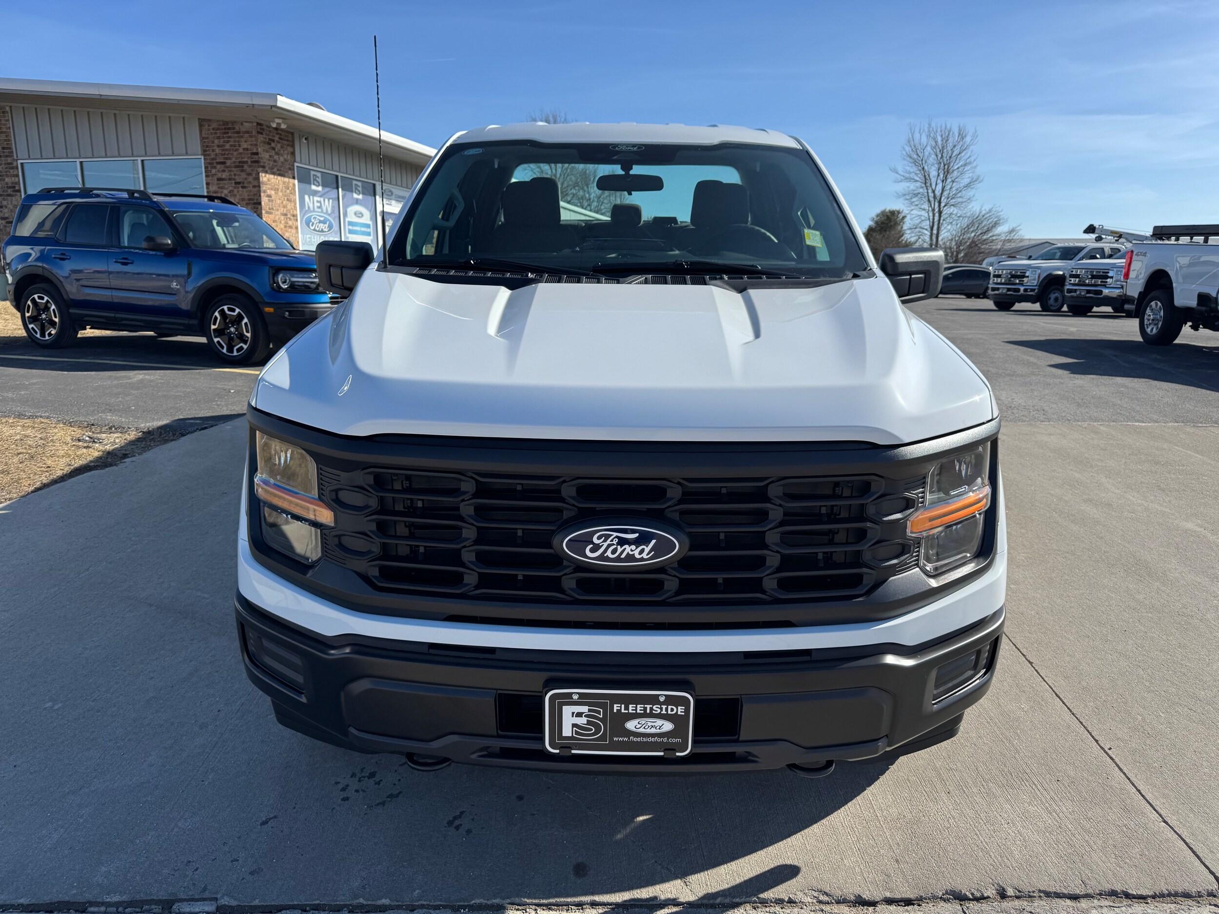 2025 Ford F-150 XL photo 2