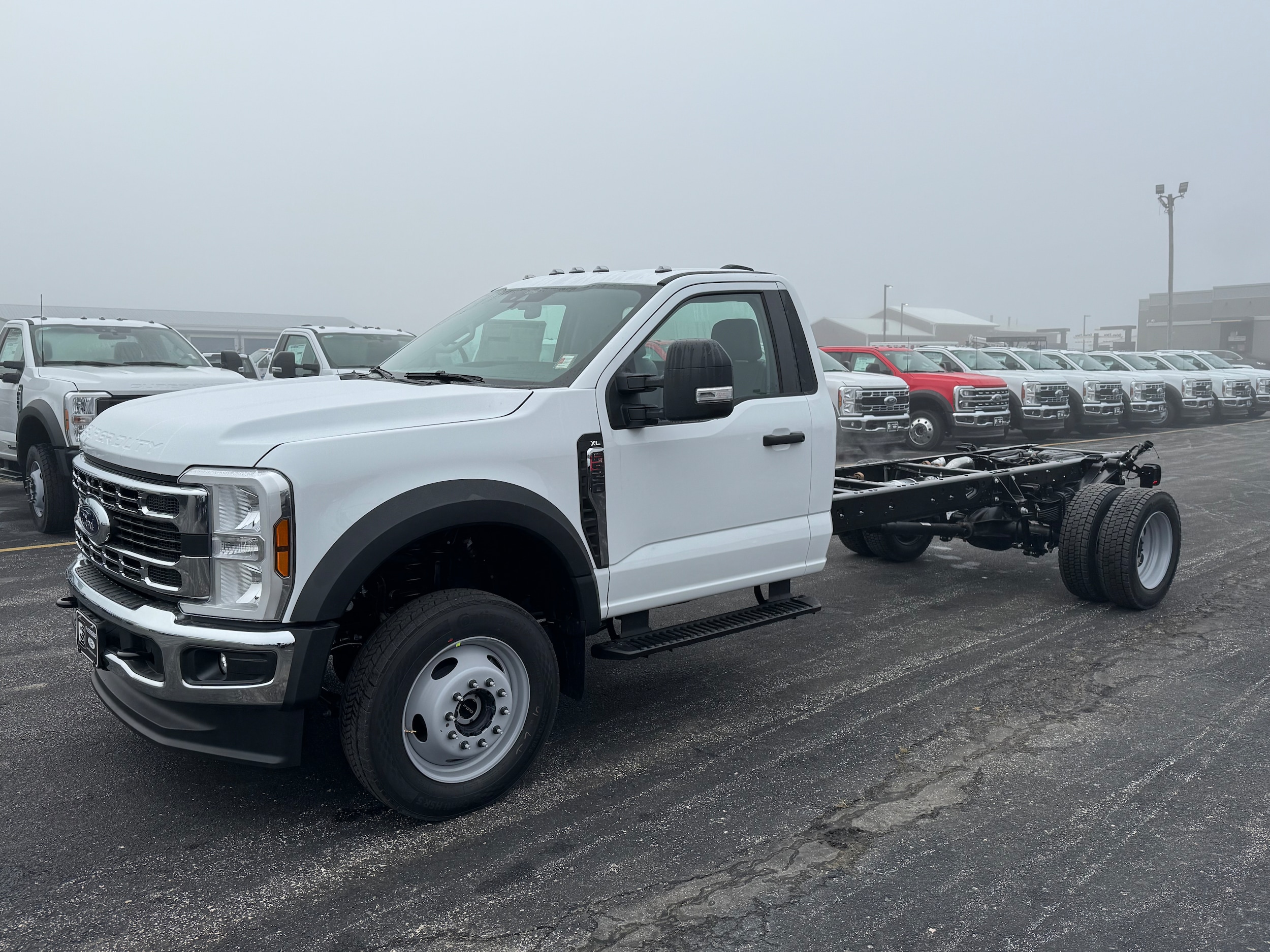 2026 Ford F-550 Super Duty Chassis Cab XL's photo