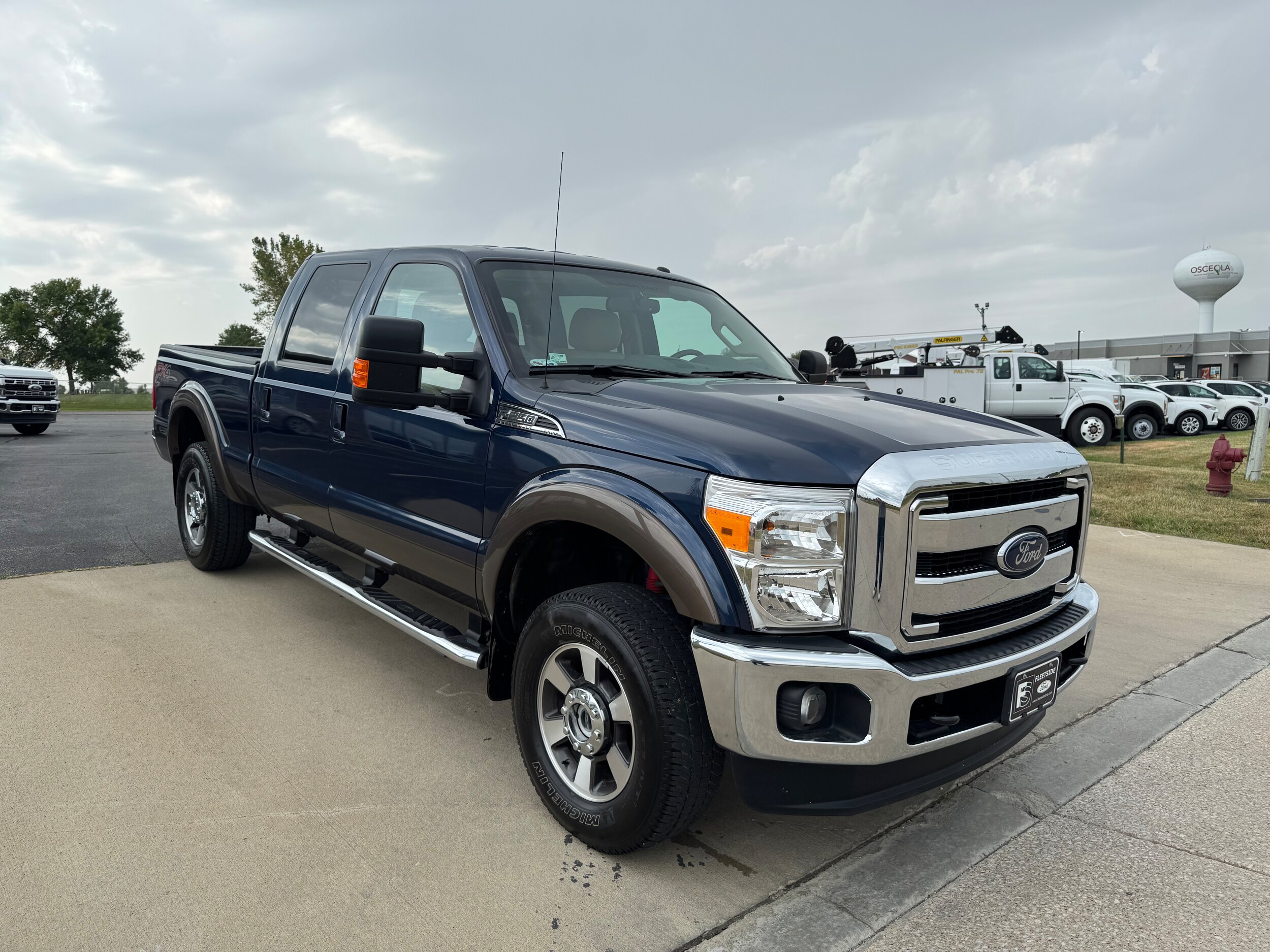 2015 Ford F-250 XLT photo 2