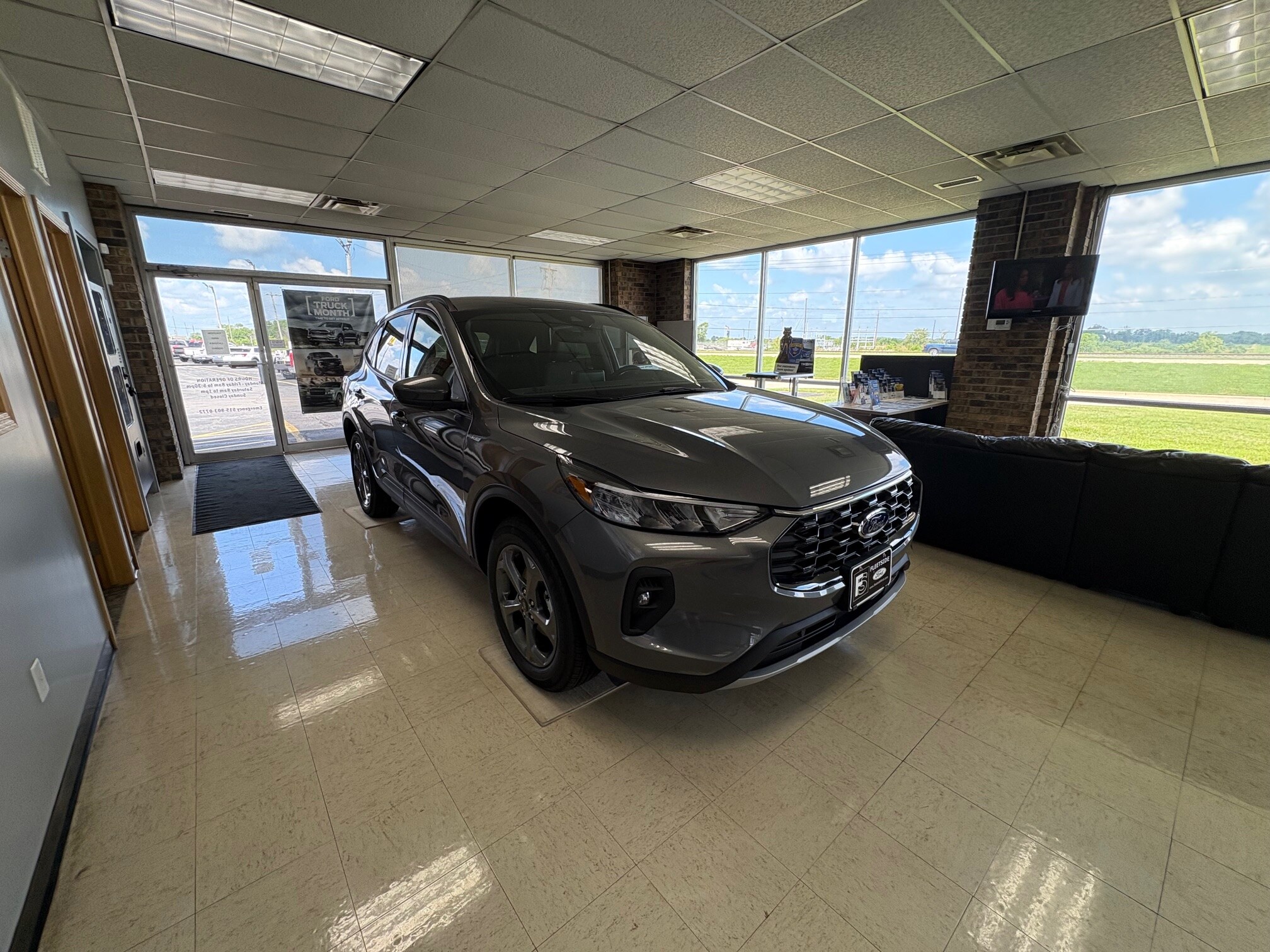 2025 Ford Escape ST-Line Select photo 3