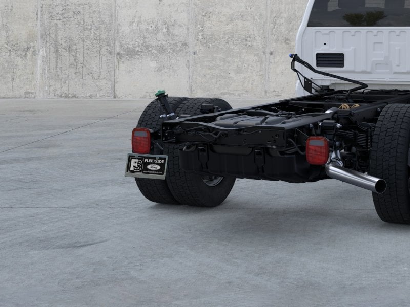 2026 Ford F-550 Super Duty Chassis Cab XL - Photo 21