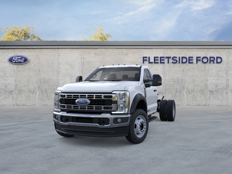 2026 Ford F-550 Super Duty Chassis Cab XL - Photo 2
