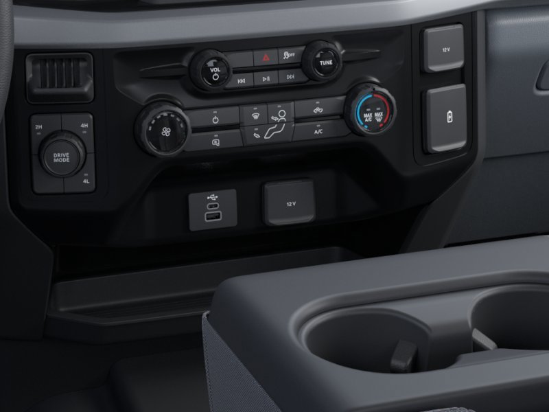 2025 Ford F-350 Super Duty Chassis Cab XL - Photo 15