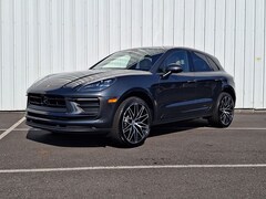 2026 Porsche Macan Base SUV