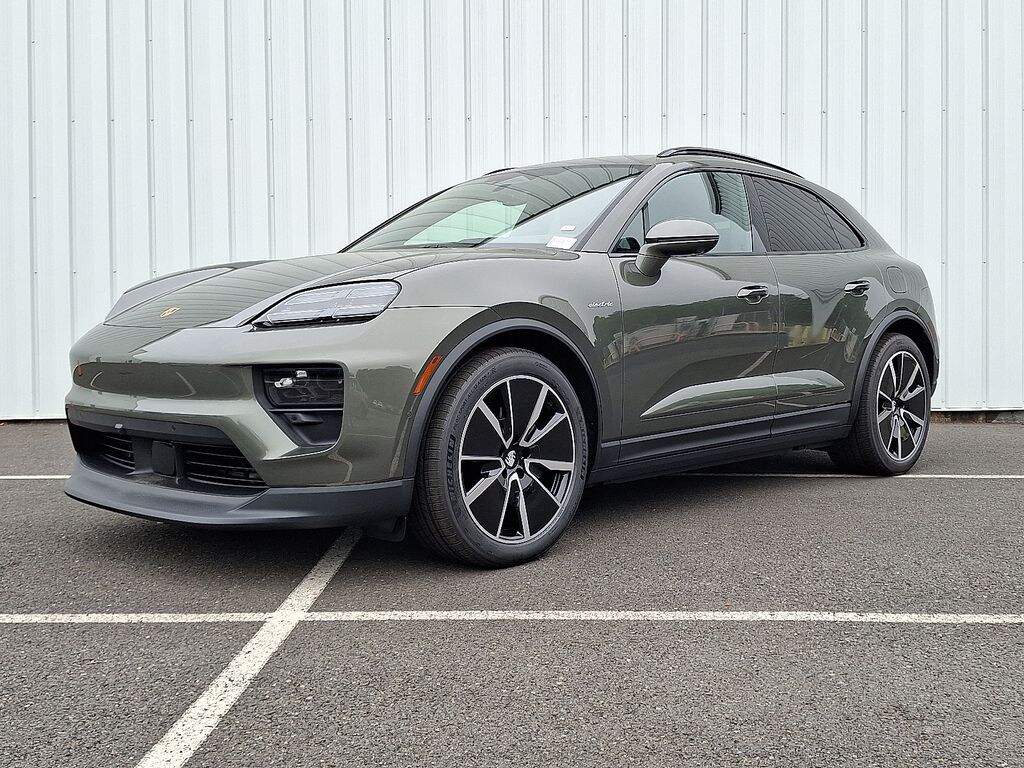 New 2025 Porsche Macan Electric 4 SUV