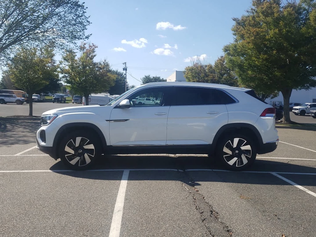 Certified 2025 Volkswagen Atlas Cross Sport 2.0T SEL 2.0T SEL 4MOTION