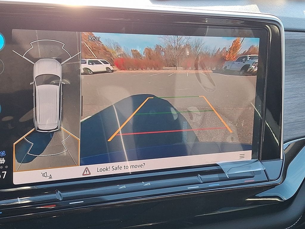 New 2026 Volkswagen Atlas 2.0T SEL Premium R-Line SUV