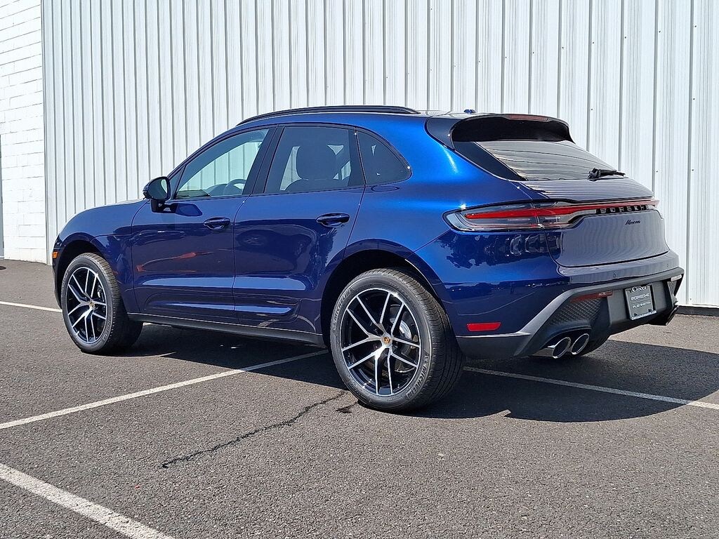 New 2025 Porsche Macan Base SUV