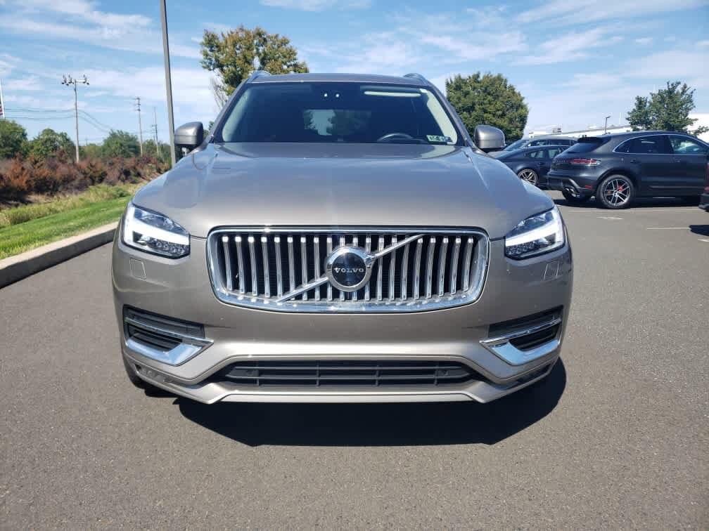 2021 Volvo XC90 T6 AWD Inscription photo 2