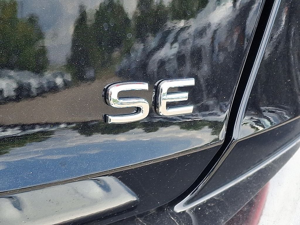 2025 Volkswagen Jetta SE - Photo 23