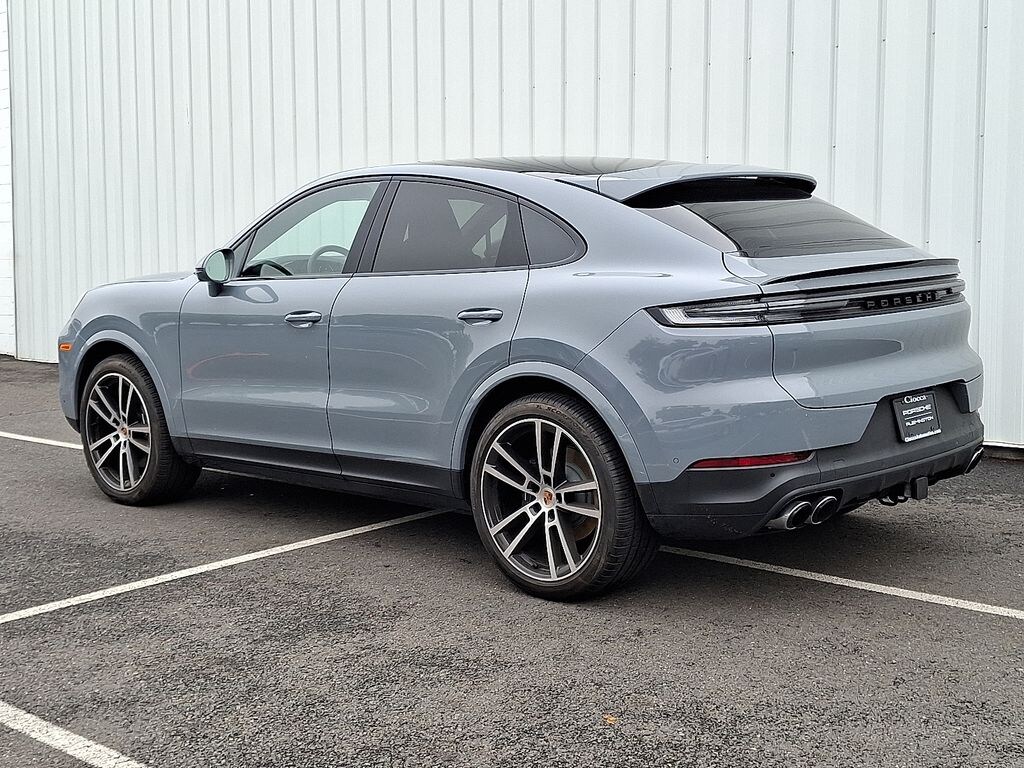 New 2025 Porsche Cayenne Coupe Base SUV
