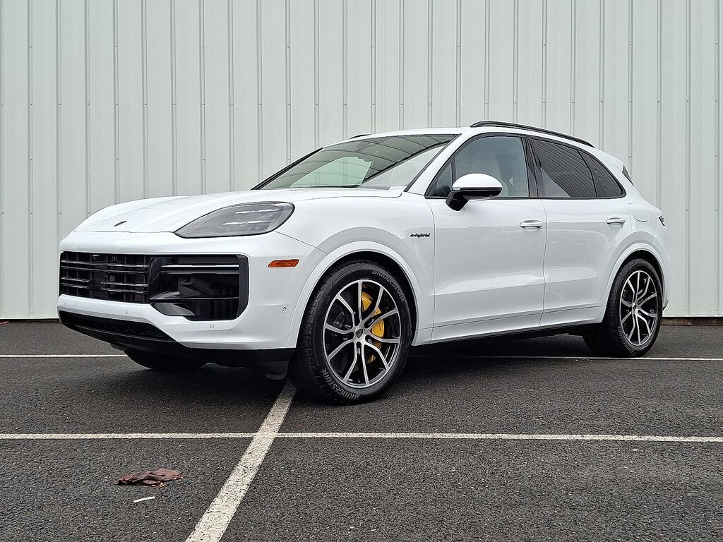 New 2026 Porsche Cayenne E-Hybrid Turbo SUV