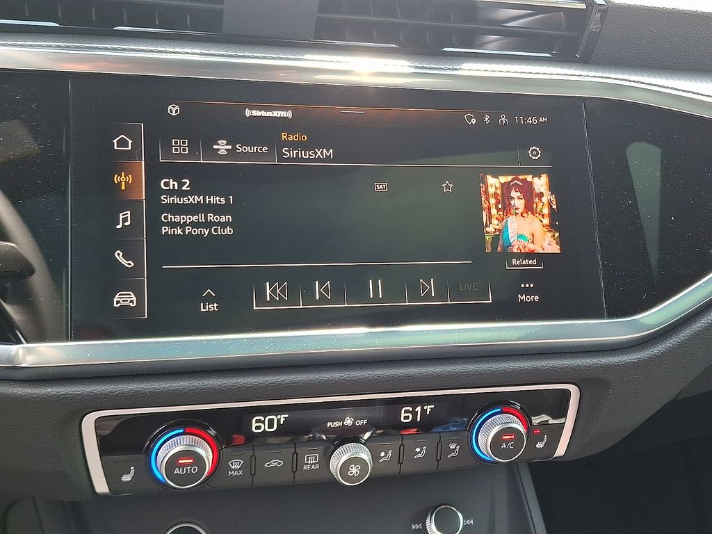 2025 Audi Q3 S line Premium photo 3