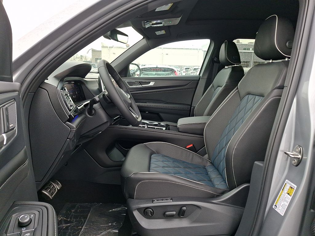 2026 Volkswagen Atlas Cross Sport SEL Premium R-LINE - Photo 13