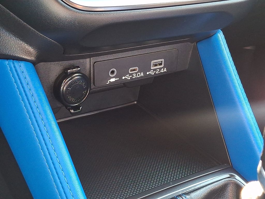2025 Subaru WRX tS - Photo 24