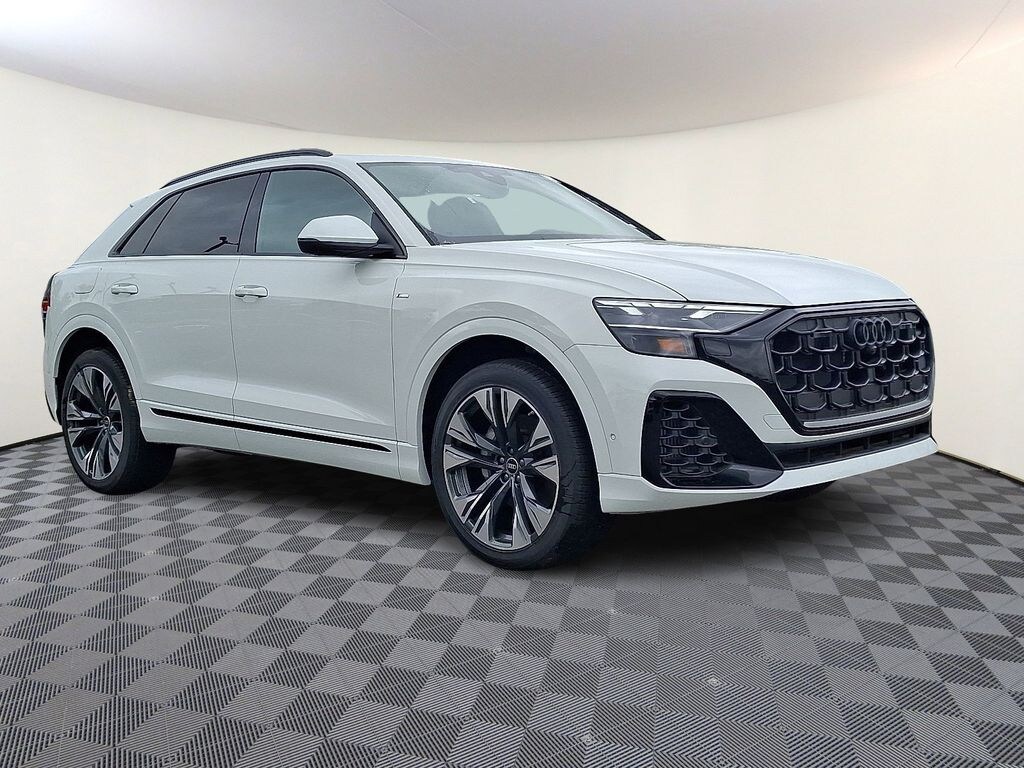 New 2025 Audi Q8 SUV