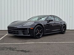 2026 Porsche Panamera 4 Hatchback