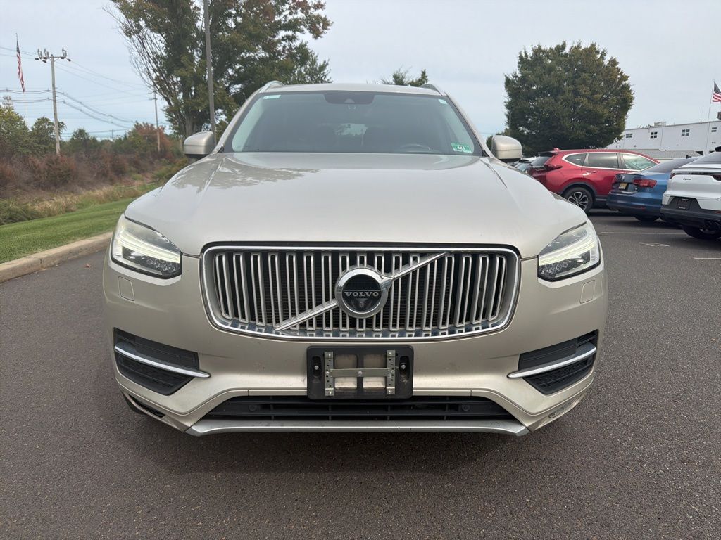 2016 Volvo XC90 T6 Inscription photo 2