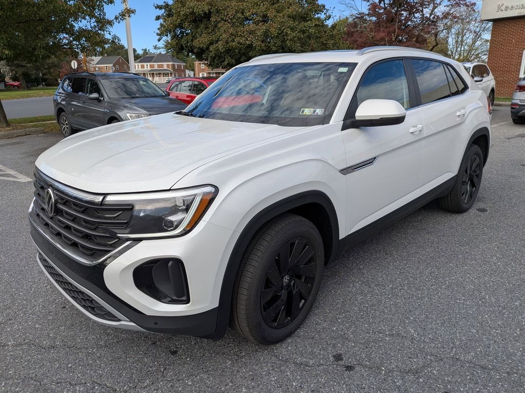 New 2026 Volkswagen Atlas Cross Sport 2.0T SE w/Technology SUV