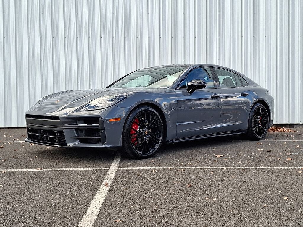 New 2026 Porsche Panamera GTS Hatchback