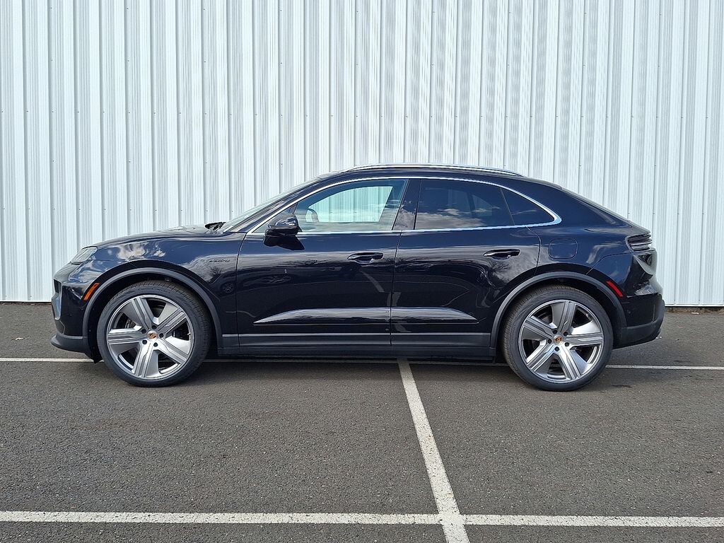 New 2025 Porsche Macan Electric 4S SUV