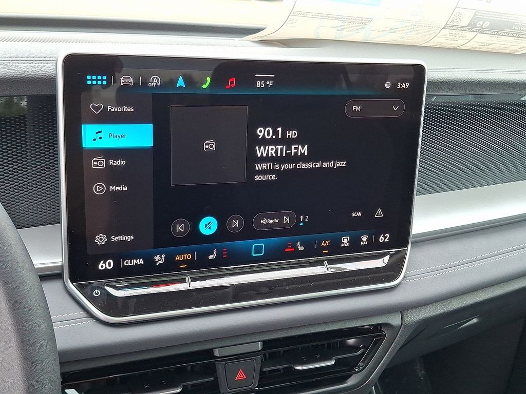 New 2025 Volkswagen Tiguan 2.0T SE SUV