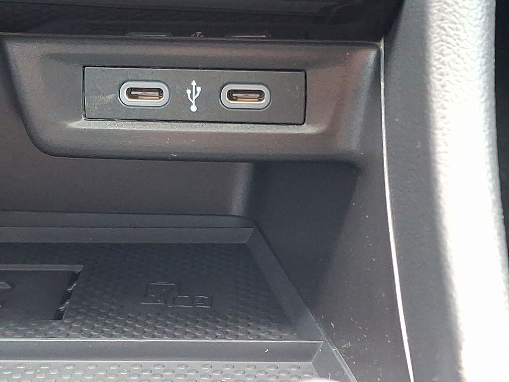 2025 Volkswagen Jetta SE - Photo 19