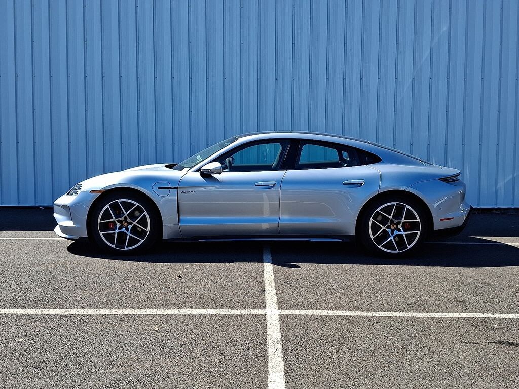 New 2025 Porsche Taycan 4S Sedan