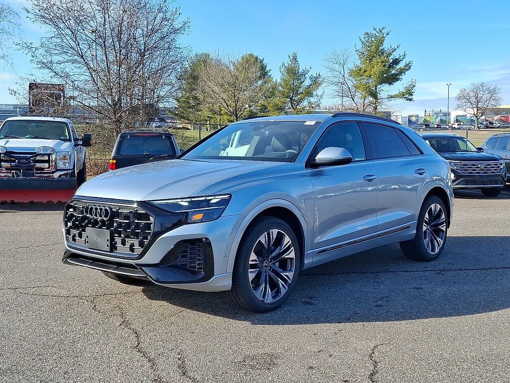 New 2025 Audi Q8 SUV