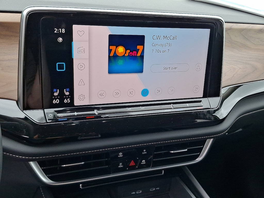 New 2025 Volkswagen Atlas 2.0T SE w/Technology 2.0T SE w/Technology 4MOTION