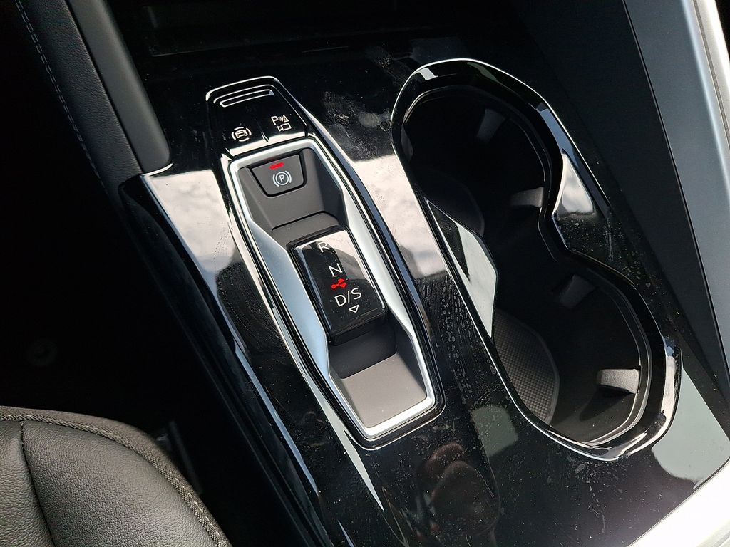 2025 Audi Q5 Premium - Photo 14