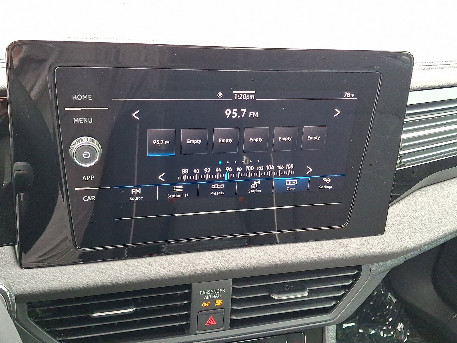 2025 Volkswagen Jetta Sport photo 3
