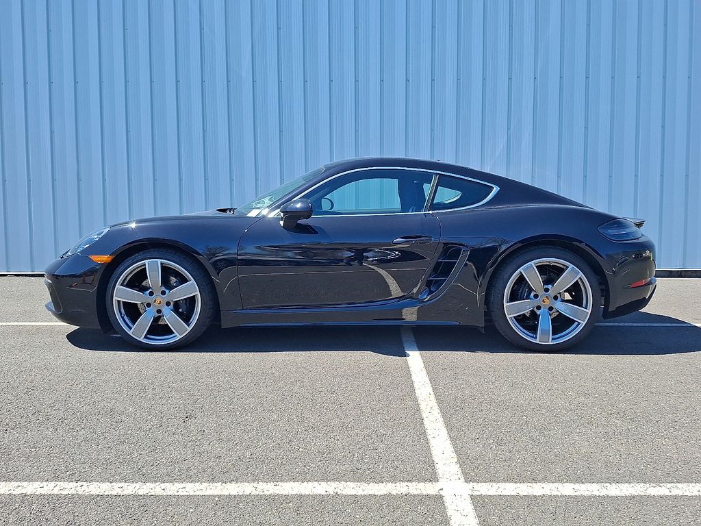 2025 Porsche Cayman Base photo 2