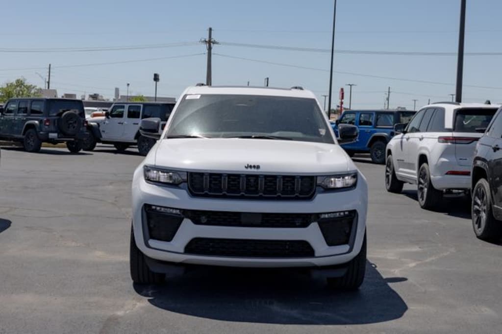 New 2026 Jeep Grand Cherokee LIMITED RESERVE 4X4 Sport Utility